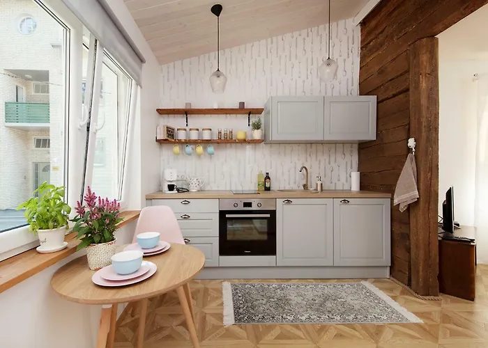 Cute Apartment, Next To Old Town, With Free Parking