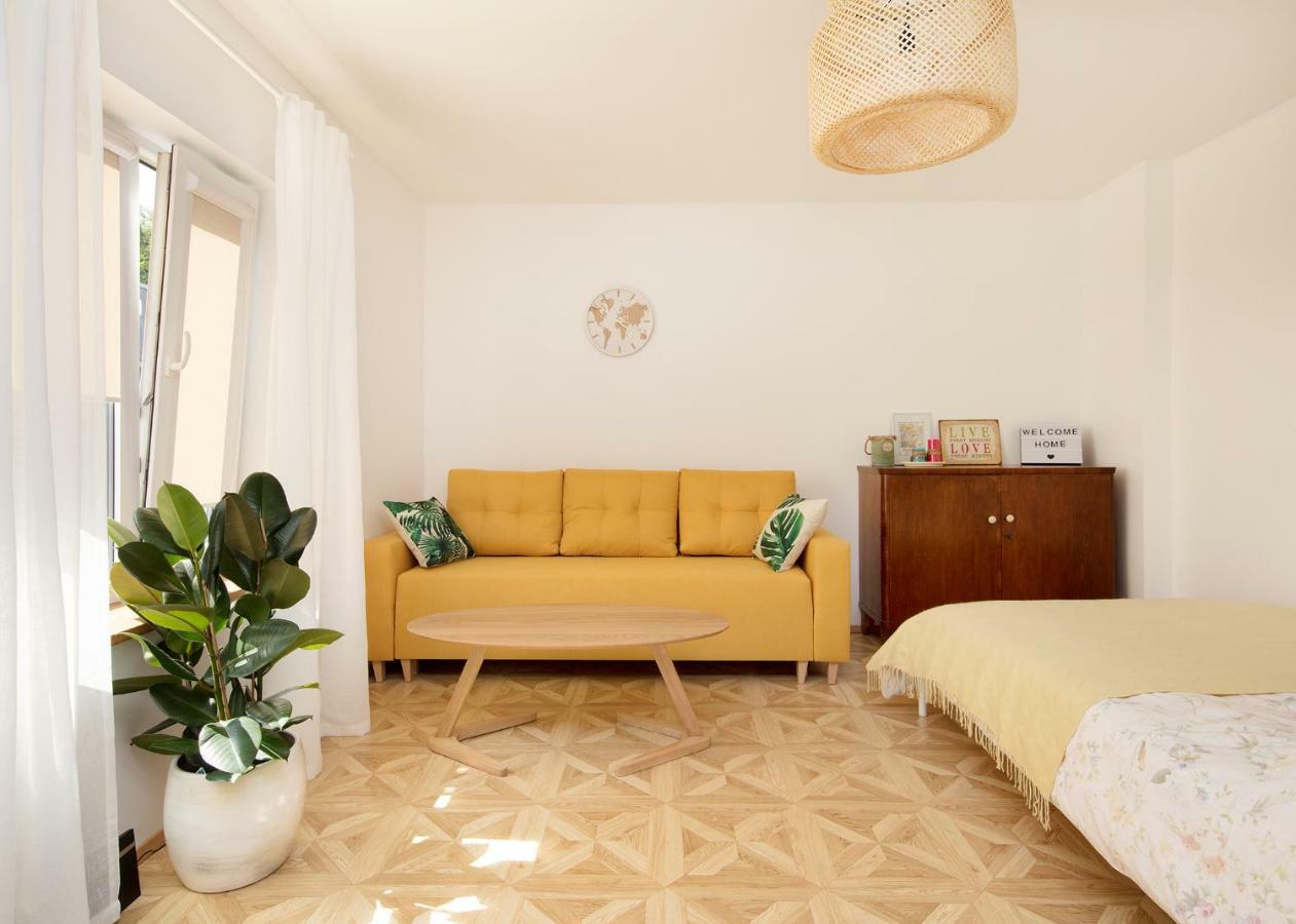 Íbúð Cute Apartment, Next To Old Town, With Free Parking Tallinn